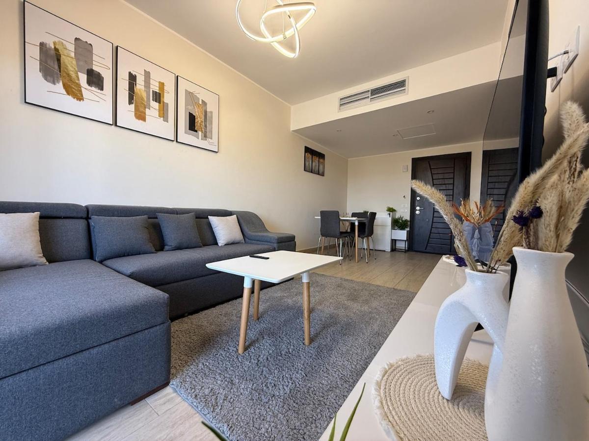 Apartment Luxury 2rooms With Triple Sea View